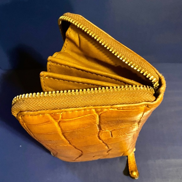 COACH 44412 MADISON 🐊 EMBOSSED ACCORDION WALLET - Picture 10 of 12